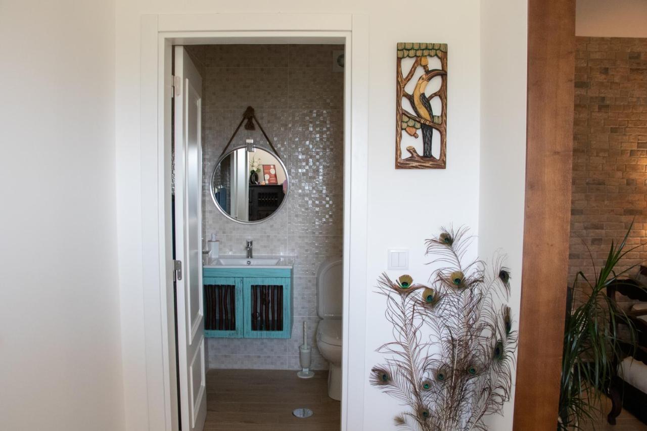 Ninho D'Arara Bed & Breakfast ตอนเดลา ภายนอก รูปภาพ
